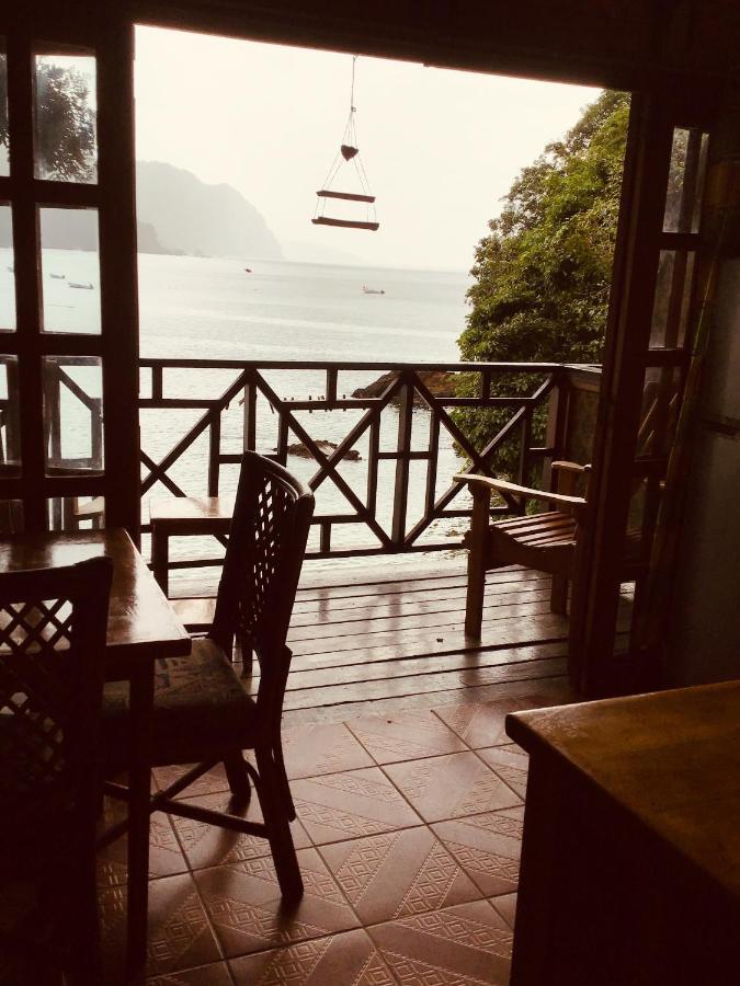 Alibaba'S Seabreeze Apartment Castara Exterior photo